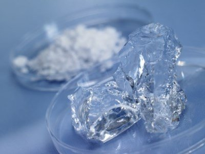 Clear hyaluronic acid gel